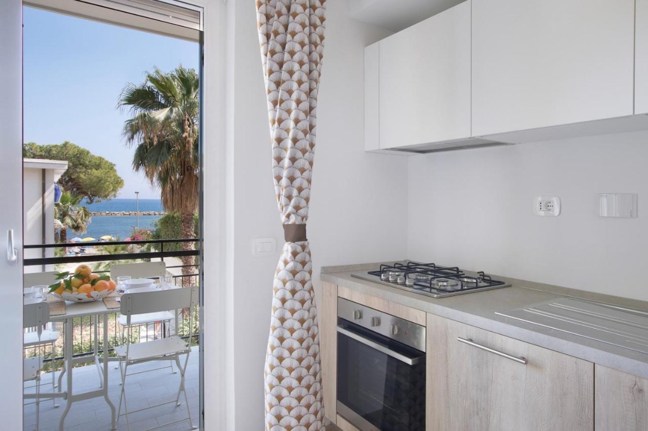 Apartamento Italianway - Cristoforo Colombo 12 San Bartolomeo Al Mare Exterior foto